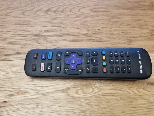 SHARP 40" 40GD2025K Roku Full HD - Image 3