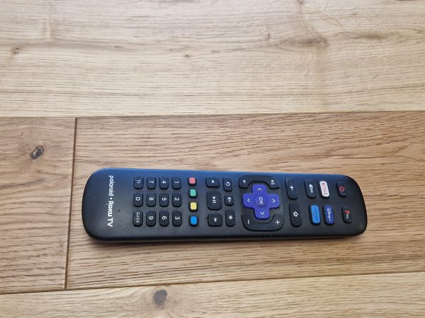 Polaroid P40FR1314U SMART Roku TV 40" Full HD LED TV - Image 3